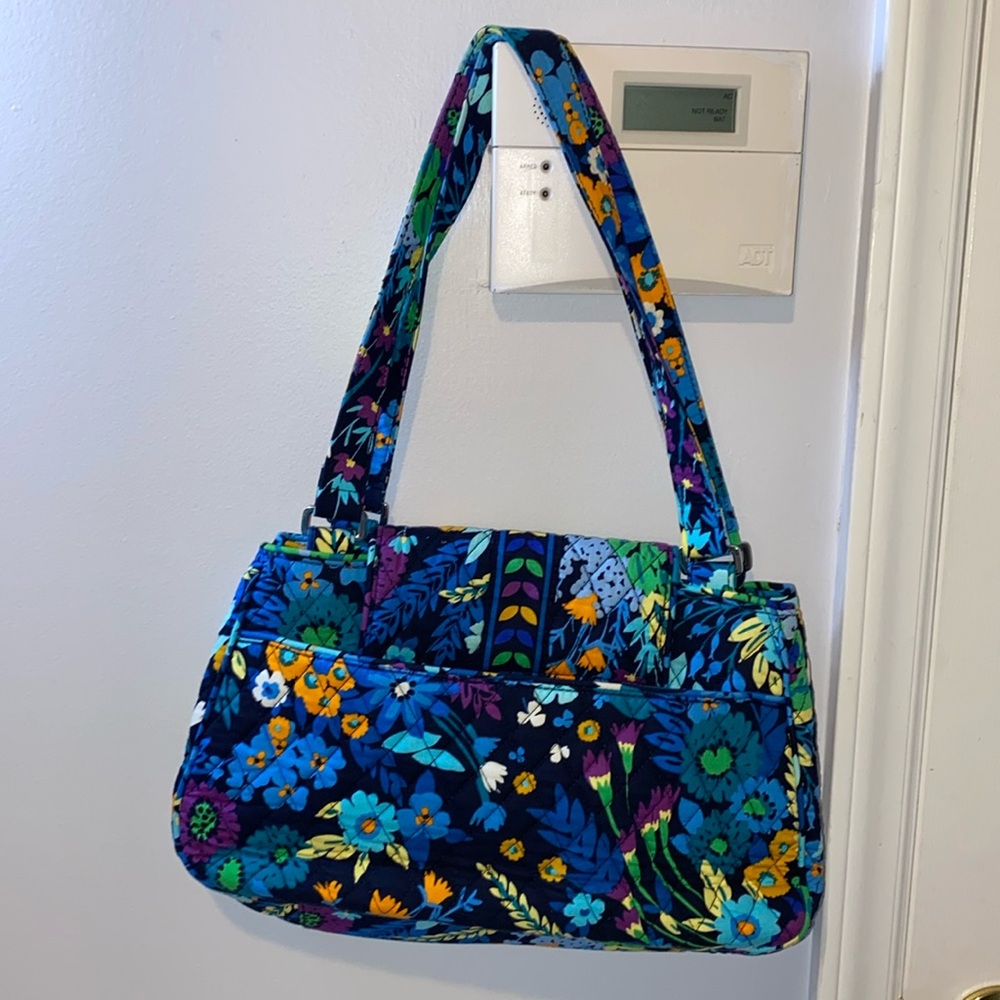 Women's Vera Bradley Midnight Blues Floral Quilted Bag Retired 2016?, preowned - Picture 2 of 9